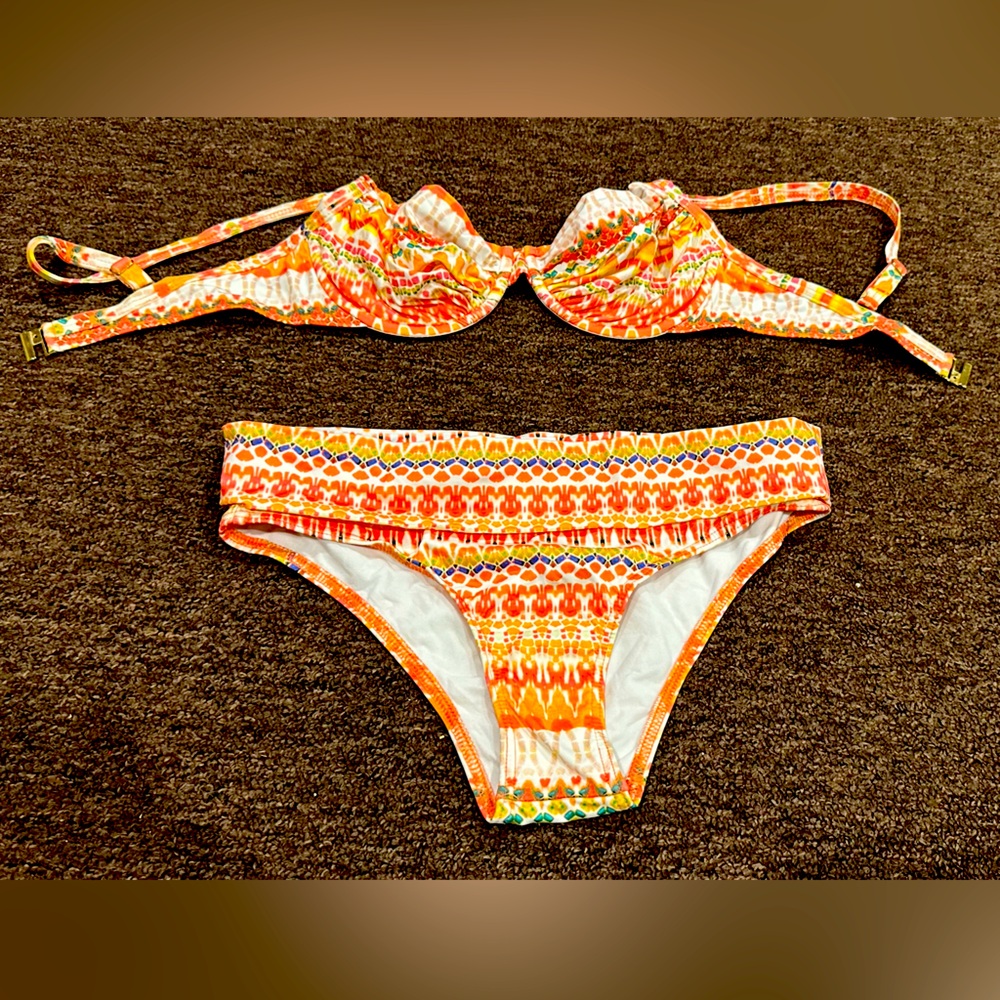 EUC Kiwi Saint Tropez Sz 8 women's Vibrant Orange and White Bikini Set